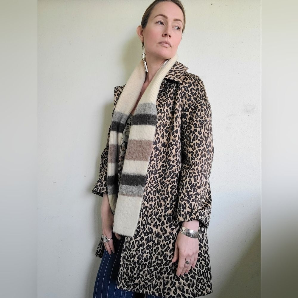 The Preloved Cheetah Print Spring Trench By Weekend MaxMara Size US 4 - Picture 6 of 16
